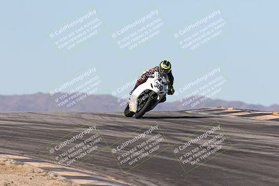 media/Dec-07-2025-CVMA (Sun) [[3e7d2de5dc]]/Race 7-Formula Lightweight Twins Shootout/